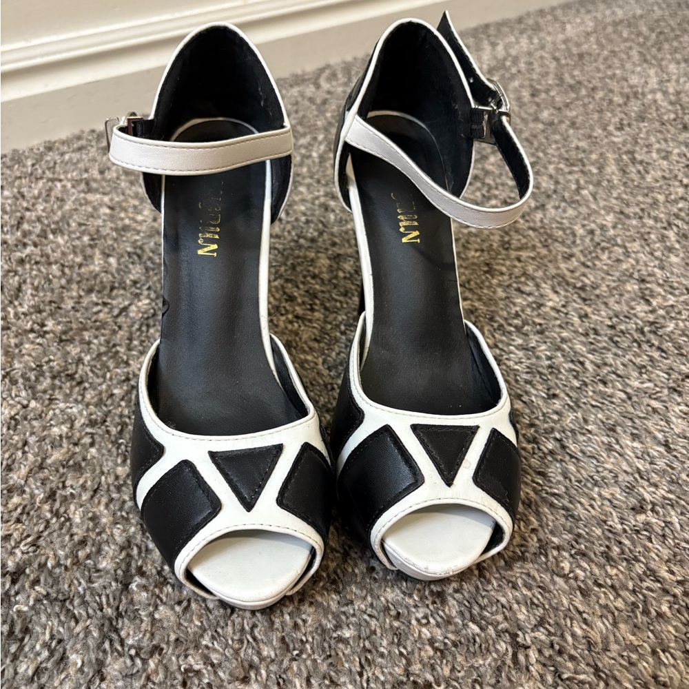 Nina Two-Tone Black and White Heels